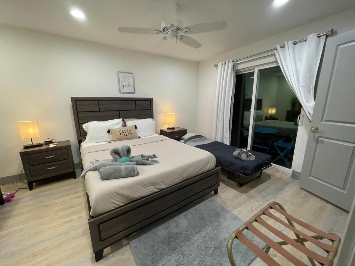 Modern Santorini Suite Houston Nrg Tmc Luxurious Walkable Eksteriør bilde